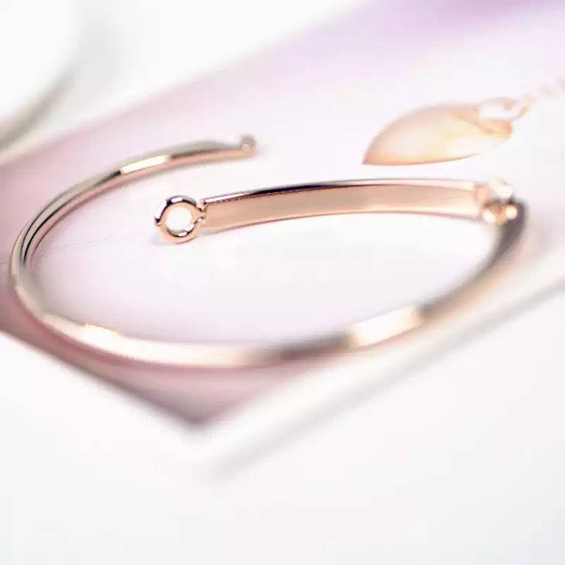 Believe In Yourself Fashionable Open Cuff Bangle For Women